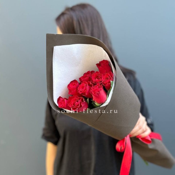 9 красных роз в фоамиране в Красноярске