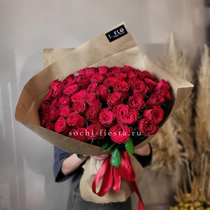 63 красных роз вайт в Красноярске