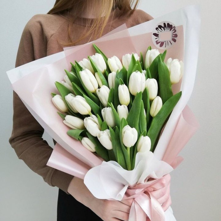 Букет белых тюльпанов "Моника" в Красноярске