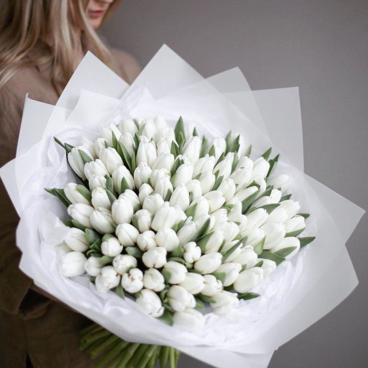 101 белый тюльпан в Красноярске