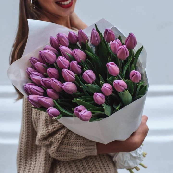 39 сиреневых тюльпанов в Красноярске